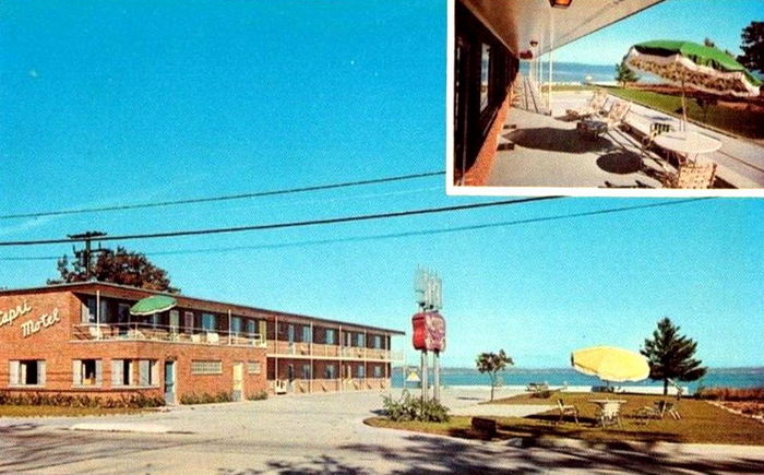 Capri Motel - Vintage Postcard